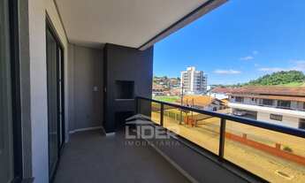 Imagem 7: ![CDATA[Apartamento com 01 suíte e 02 dormitórios no Bairro Rio Morto]]