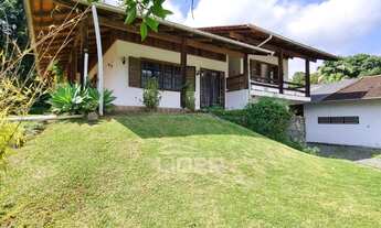 Imagem: Casa e galpão comercial em Rodeio