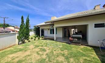 Imagem 3: Casa Alto Padrão com 01 suíte com closet e 02 dormitórios