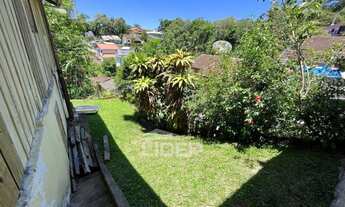 Imagem 2: Encantadora casa mista com 3 dormitórios, incluindo uma suíte com closet