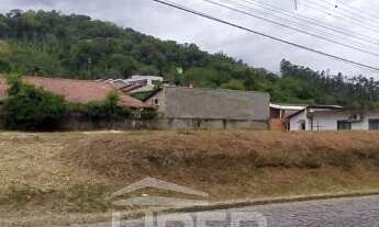 Imagem: ! CDATA Terreno com 30m de frente