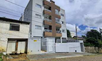 Imagem: ! CDATA Apartamento com 02 quartos no Bairro