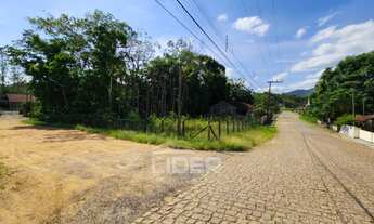Imagem: Terreno com 31,00 metros de frente para