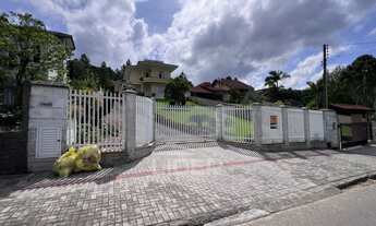 Imagem 2: Sobrado com 312,00m² de área construída em área nobre de Timbó