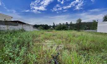 Imagem 3: ![CDATA[Terreno com 401,93m² em rua sem saída ao lado do parque Ribeirão das Pedras ]]