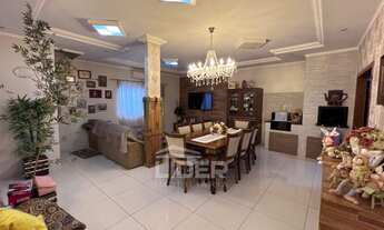 Imagem 2: Imóvel com aproximadamente 730,00m² de área construída no bairro Rio Morto