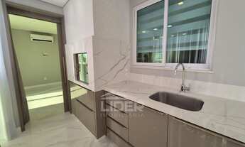 Imagem 5: ![CDATA[Apartamento mobiliado com 03 suítes no Centro de Timbó]]