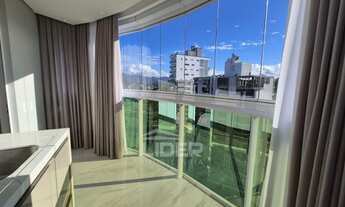 Imagem 3: ![CDATA[Apartamento mobiliado com 03 suítes no Centro de Timbó]]