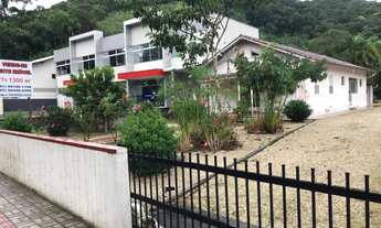 Imagem 5: AMPLA CASA, 3 dormitórios, 1 suítes, 1 banheiros, 2 vagas na garagem, 1330M² de Área Total