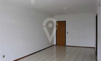 Imagem 2: ![CDATA[Apartamento 2 Dormitórios]]