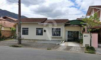 Imagem: ! CDATA Casa 01 Suíte 02 Dormitórios