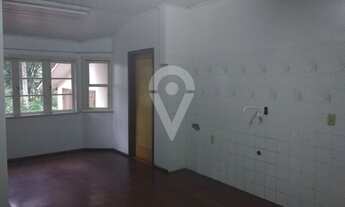 Imagem 7: ![CDATA[Terreno com 5.353,95 m2 + 4 casas.]]