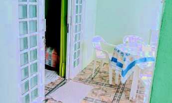 Imagem 3: ![CDATA[Apartamento bem localizado na praia da Cachoeira do Bom Jesus;]]