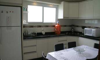 Imagem 3: ![CDATA[Casa 3 dormitórios na praia de Cachoeira do Bom Jesus]]