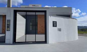 Imagem: ! CDATA Casa Sobrado Geminada Três Rios