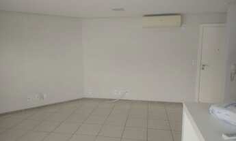 Imagem 2: ![CDATA[Apartamento No Centro]]