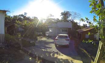 Imagem: ! CDATA Casa com amplo Terreno Ilha da Figueira