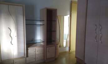 Imagem 4: ![CDATA[Apartamento Centro com 1 Suíte + 2 Quartos]]