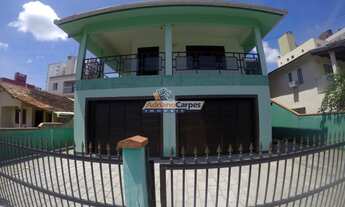 Imagem: Adriano Carpes vende Ampla casa na praia