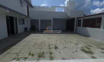 Imagem 5: Adriano Carpes vende casa com 6 quartos e garagem para 8 carros próximo ao Parque Beto Car