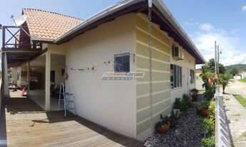 Imagem 7: Adriano Carpes Imoveis Vende Casa com 3 quartos sendo 2 suítes no Centro de Penha, SC