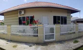 Imagem 6: Adriano Carpes Imoveis Vende Casa com 3 quartos sendo 2 suítes no Centro de Penha, SC