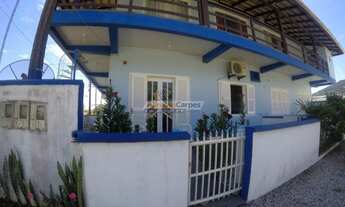 Imagem: ! CDATA Casa de esquina, á 80 metros da