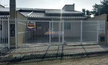 Imagem: ! CDATA LOCAÇÃO ANUAL - CASA COM 3 DORMITÓRIOS