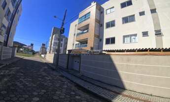 Imagem 2: Adriano Carpes vende apartamento mobiliado com fino acabamento na praia do Gravatá em Nave