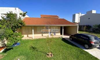 Imagem: Adriano Carpes Imóveis Vende Casa com 5