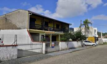 Imagem 4: Adriano Carpes Imóveis vende casa com 03 quartos, sendo 02 suítes em Gravatá, Navegantes