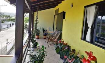 Imagem 5: Adriano Carpes Imóveis vende casa com 03 quartos, sendo 02 suítes em Gravatá, Navegantes