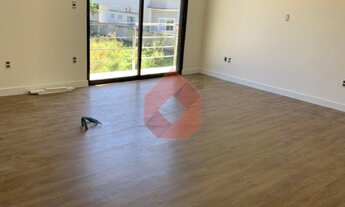 Imagem 6: Sobrado de Alto Padrão - Com Piscina