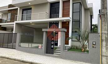 Imagem 2: Sobrado de Alto Padrão - Com Piscina