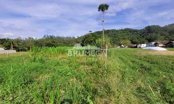 Imagem 2: ![CDATA[Belíssimo terreno com possibilidade de transformar em sítio. Terreno em Guabiruba