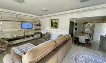 Imagem 6: ![CDATA[Belíssima morada em Guabiruba.]]