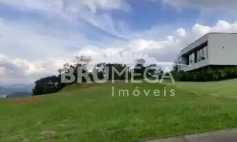 Imagem: ! CDATA Terreno em condomínio fechado