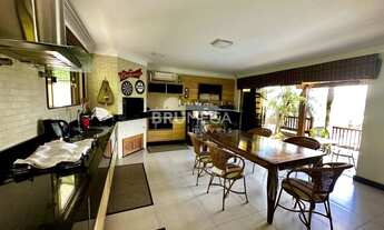 Imagem 7: ![CDATA[Linda Casa à Venda em Brusque.]]