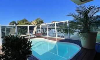 Imagem 3: ![CDATA[Apartamento Cobertura Totalmente Mobiliado]]