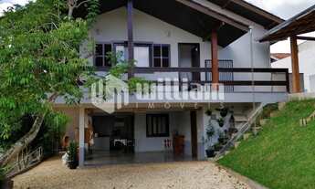 Imagem: ! CDATA AMPLA CASA COM PISCINA 4 QUARTOS