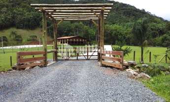 Imagem: ! CDATA BELÍSSIMO SÍTIO EM BOTUVERÁ