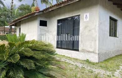 Imagem 2: ![CDATA[TERRENO COM UMA CASA SOLTA NO BAIRRO SÃO PEDRO ]]