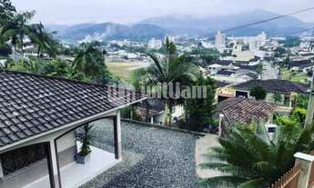 Imagem 3: ![CDATA[CASA COM 3 QUARTOS NA SANTA TEREZINHA]]