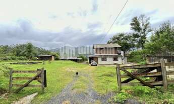 Imagem: ! CDATA LINDO SÍTIO EM BOTUVERÁ