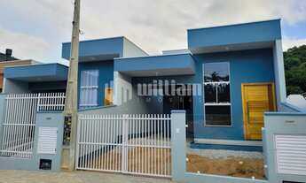 Imagem: ! CDATA LINDA CASA COM 1 SUÍTE E 2 QUARTOS