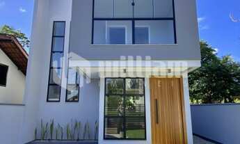 Imagem: ! CDATA SOBRADO SEM GEMINAÇÃO COM 3 QUARTOS