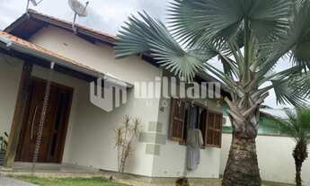 Imagem: ! CDATA OPORTUNIDADE CASA COM 3 DORMITORIOS