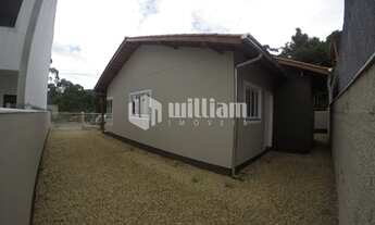 Imagem 3: ![CDATA[CASA 3 DORMITÓRIOS SENDO 1 SUÍTE ]]