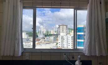 Imagem 4: ![CDATA[BELÍSSIMO APARTAMENTO NO CENTRO]]