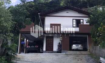 Imagem: ! CDATA AMPLA CASA NO BAIRRO AZAMBUJA